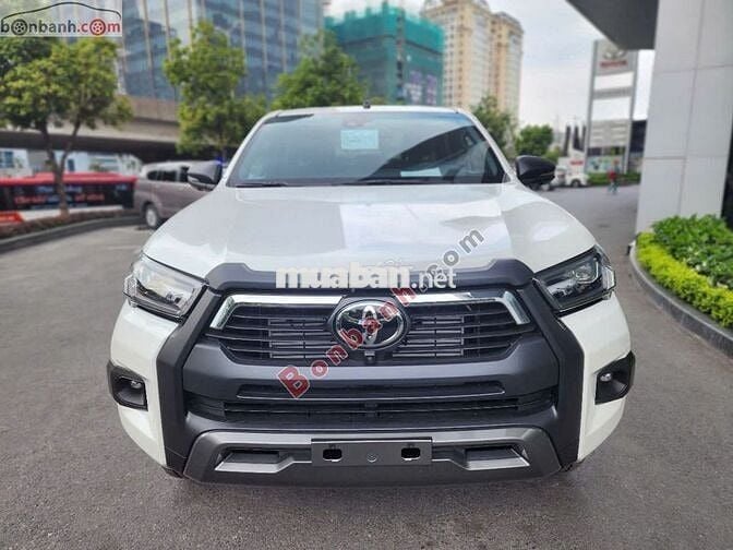 Toyota Hilux Adventure 2025