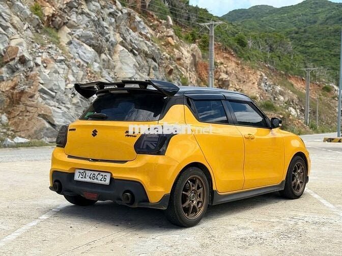 Suzuki Swift 2020 GLX 1.2 AT nhiều đồ chơi xịn