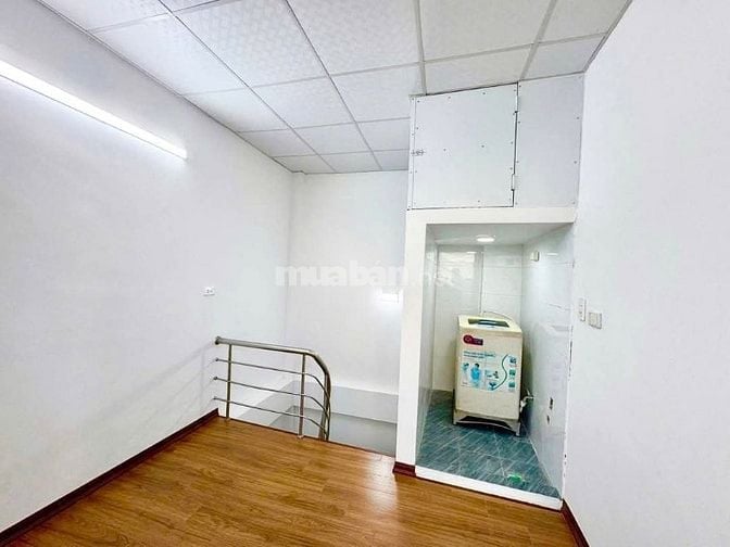SIÊU PHẨM  CÓ MỘT KHÔNG HAI NHÀ CÁCH Ô TÔ  8M  DT15 , 4 T Giá 3,35 tỷ 