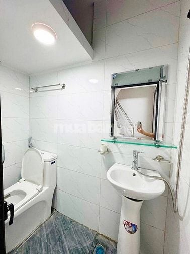 SIÊU PHẨM  CÓ MỘT KHÔNG HAI NHÀ CÁCH Ô TÔ  8M  DT15 , 4 T Giá 3,35 tỷ 
