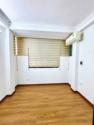 SIÊU PHẨM  CÓ MỘT KHÔNG HAI NHÀ CÁCH Ô TÔ  8M  DT15 , 4 T Giá 3,35 tỷ 