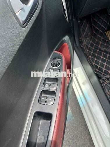 Hyundai Grand i10 2020 Hatchback 1.2 AT - 80000 km