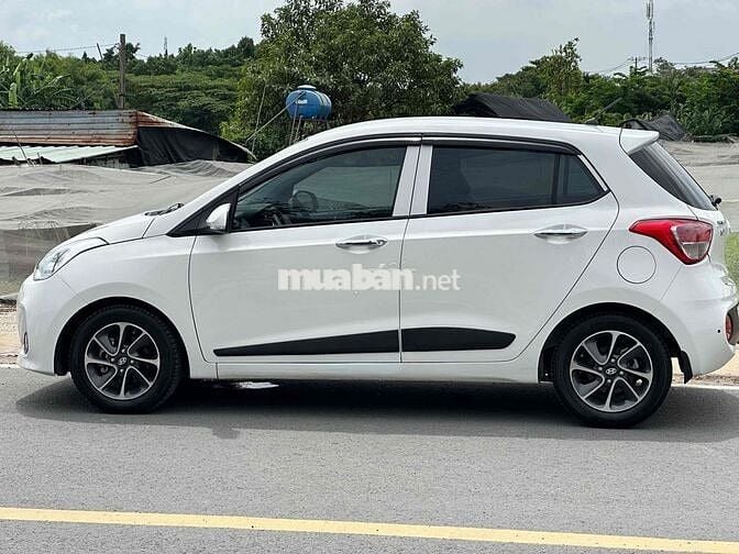 Hyundai Grand i10 2020 Hatchback 1.2 AT - 80000 km