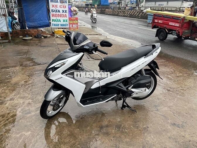 ban ab 215 còn rat mới. tra GOP o đồng