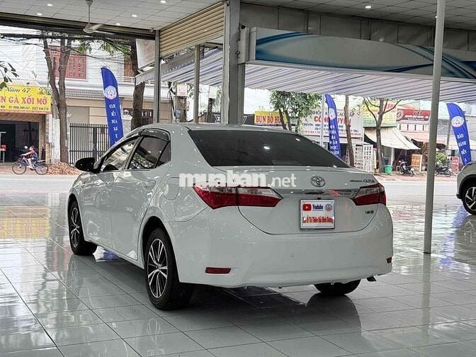 Toyota Corolla Altis 2016 1.8G CVT xe gia đình