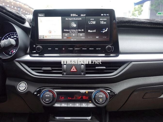 KIA K3 1.6 Premium - Xe Đẹp Giữ Kỹ