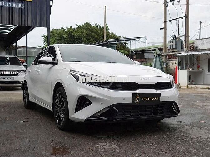 KIA K3 1.6 Premium - Xe Đẹp Giữ Kỹ