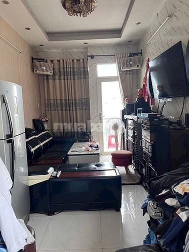 ̉6,48tỷ Nhà 3 lầu , hẻm xe tải đậu trước nhà sát bờ kè NgDuy