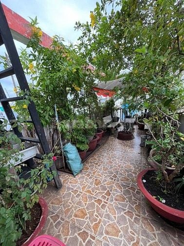 ̉6,48tỷ Nhà 3 lầu , hẻm xe tải đậu trước nhà sát bờ kè NgDuy