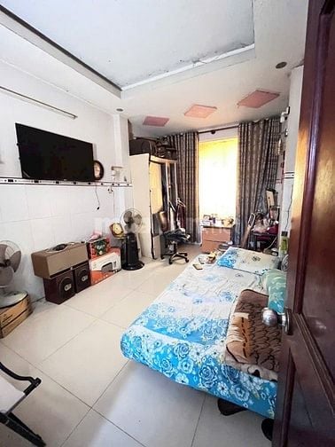 ̉6,48tỷ Nhà 3 lầu , hẻm xe tải đậu trước nhà sát bờ kè NgDuy