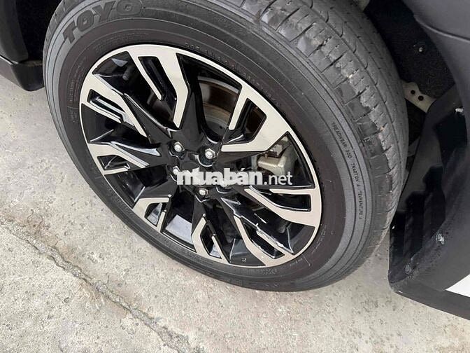 Xe Mitsubishi outlander không đi cần bán lại