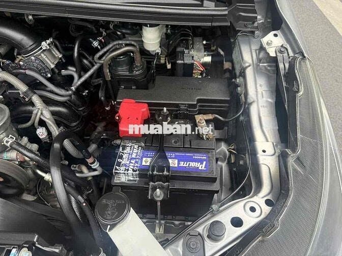 Toyota Innova 2.0 E số sàn đời 2019
