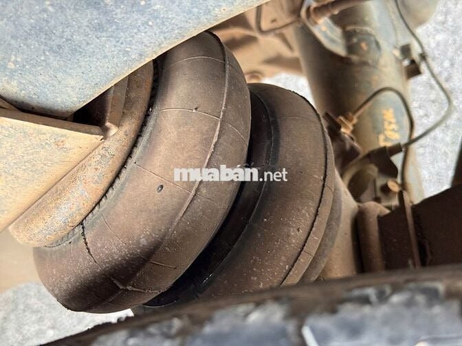 Bán Mitsubishi Triton 2021 4x2 AT màu đen full đồ