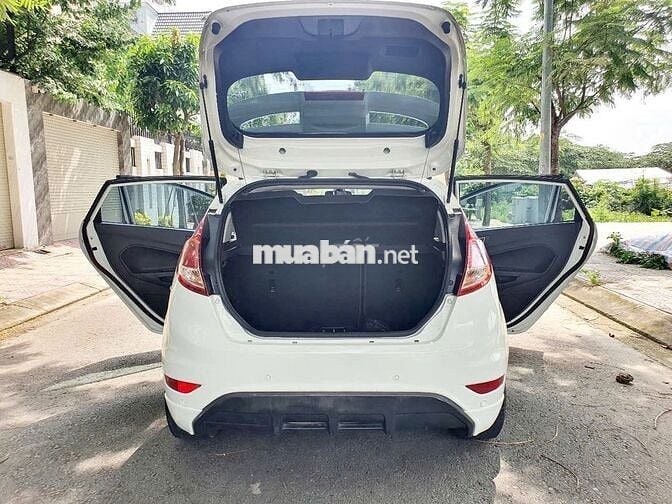 Ford Fiesta 2015 S 1.0 AT Ecoboost - trắng đẹp
