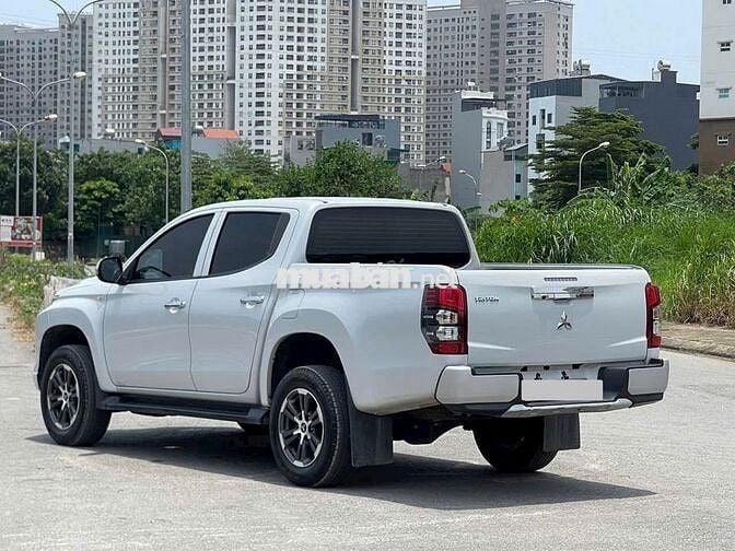 Bán xe Mitsubishi Triton GLX 2023 số tự động 1 cầu