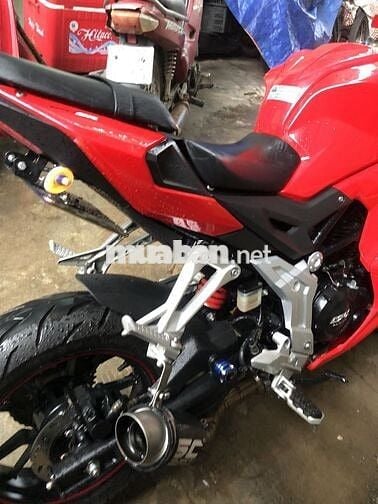 Xe không dùng tới dọn cho đỡ chật nhà