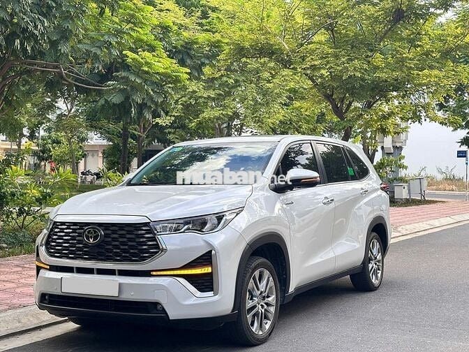 Toyota Innova Cross 2024 2V8 km, 1 chủ, lốp zin