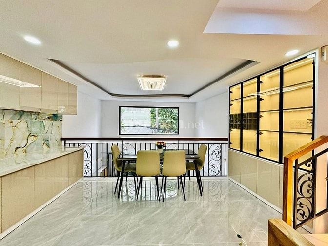 Cần vốn KD bán gấp nhà Hoàng Minh Giám,P9, Phú Nhuận. Giá 2,9tỷ. Hẻm5m