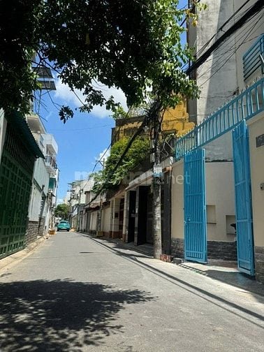 Bán biệt thự 4 lầu khu sân bay 187/37 Bạch Đằng, P.2, Tân Bình