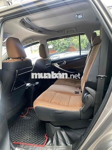 Toyota Innova 2018 2.0G, bảo hành 1 năm