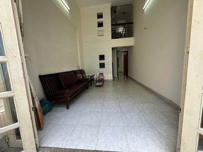 Bán biệt thự 4 lầu khu sân bay 187/37 Bạch Đằng, P.2, Tân Bình
