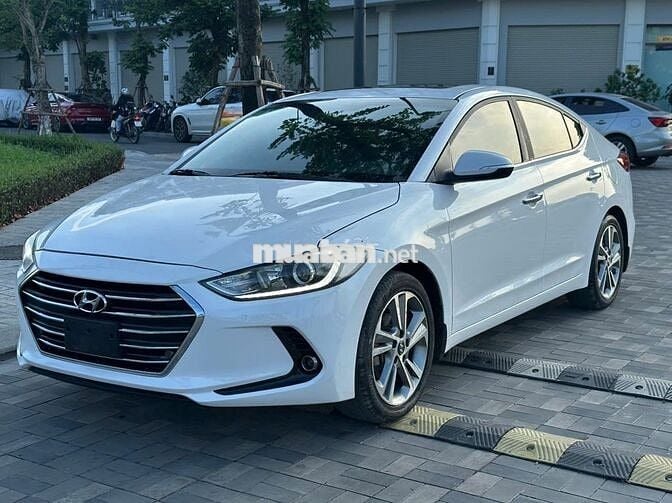Hyundai Elantra 2017 2.0 AT - 96000 km