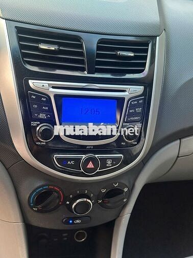 Hyundai Accent 2014 1.4 AT - 94000 km