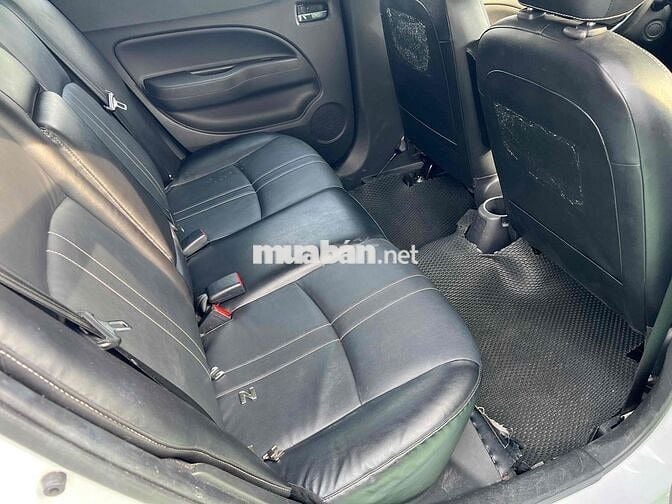 Mitsubishi Attrage 2023 1.2 CVT - 55000 km