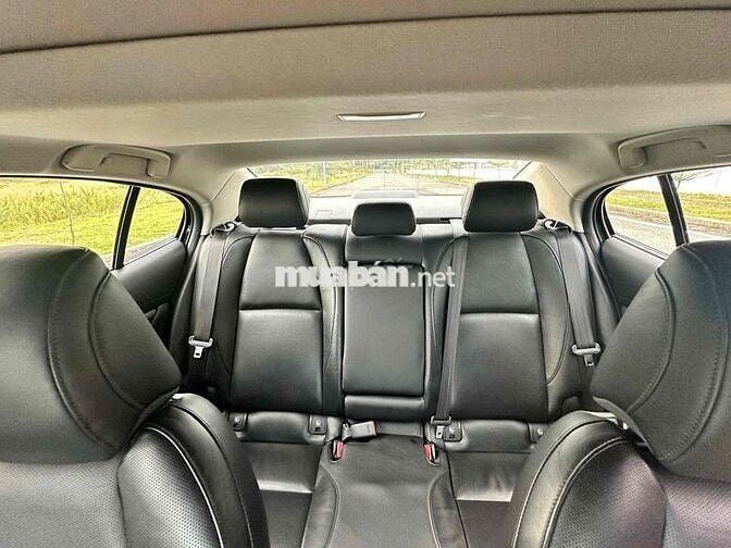 Mazda 3 2020 Sedan 1.5L Premium - 45000 km