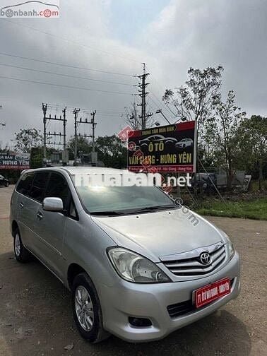 Toyota Innova 2012 số sàn