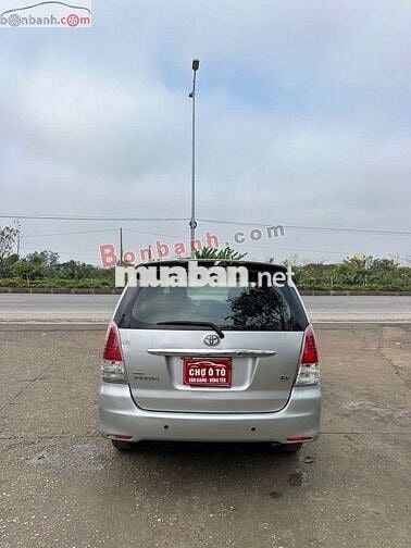 Toyota Innova 2012 số sàn