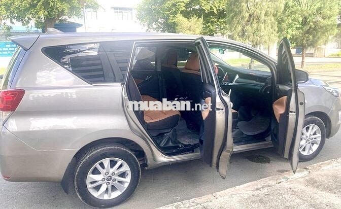 Toyota Innova 2020E zin chính chủ xe giađình:422tr