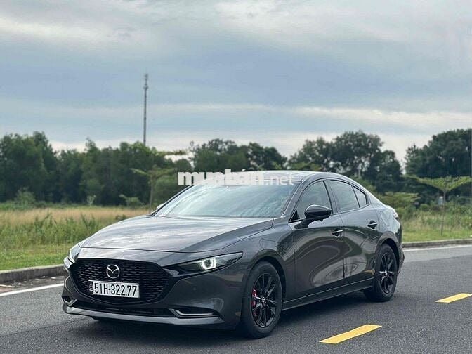 Mazda 3 2020 Sedan 1.5L Premium - 45000 km
