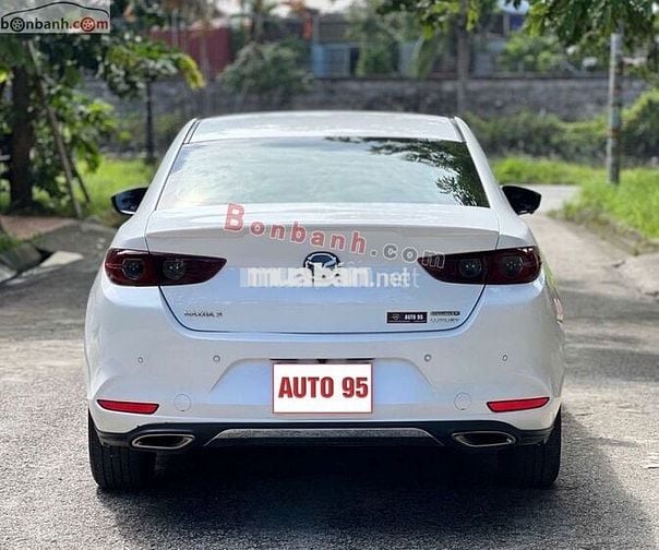 Mazda 3 1.5AT Luxury màu trắng, sx năm 2024