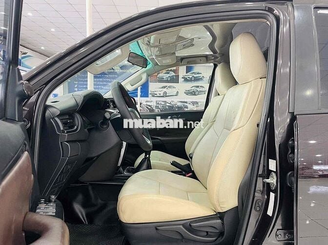 Toyota Fortuner 2.4G 4x2 MT Sx 2017 Nhập Indonesia