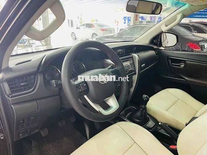 Toyota Fortuner 2.4G 4x2 MT Sx 2017 Nhập Indonesia