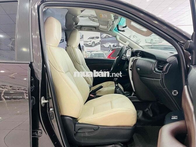 Toyota Fortuner 2.4G 4x2 MT Sx 2017 Nhập Indonesia