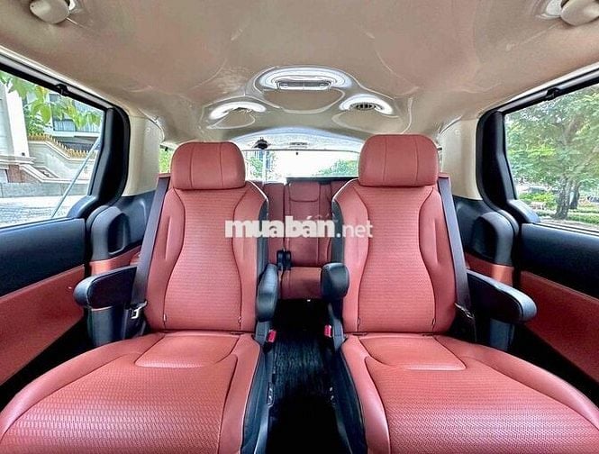 Kia Carnival 2022 2.2D Premium 7 chỗ - 62000 km
