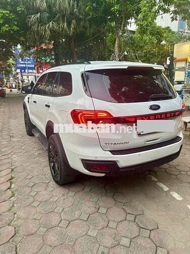 Ford Everest 2019 Titanium 2.0L 4x4 AT - 90000 km