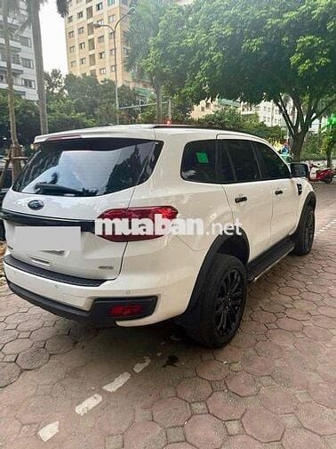 Ford Everest 2019 Titanium 2.0L 4x4 AT - 90000 km