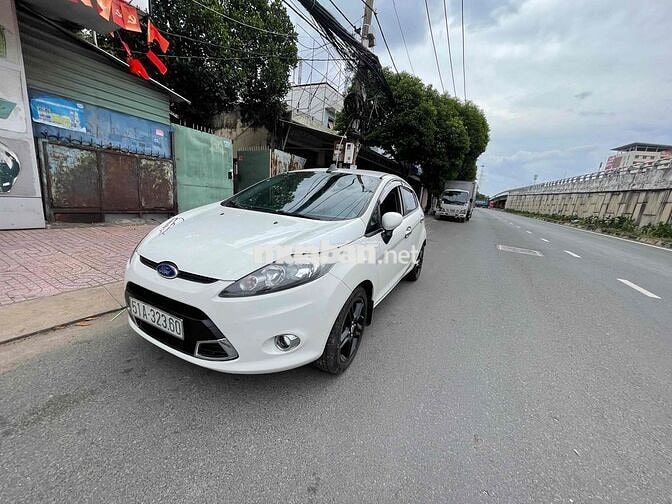 Ford Fiesta 2012 1.6 AT Hatchback - 91000 km