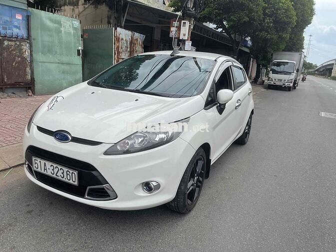 Ford Fiesta 2012 1.6 AT Hatchback - 91000 km