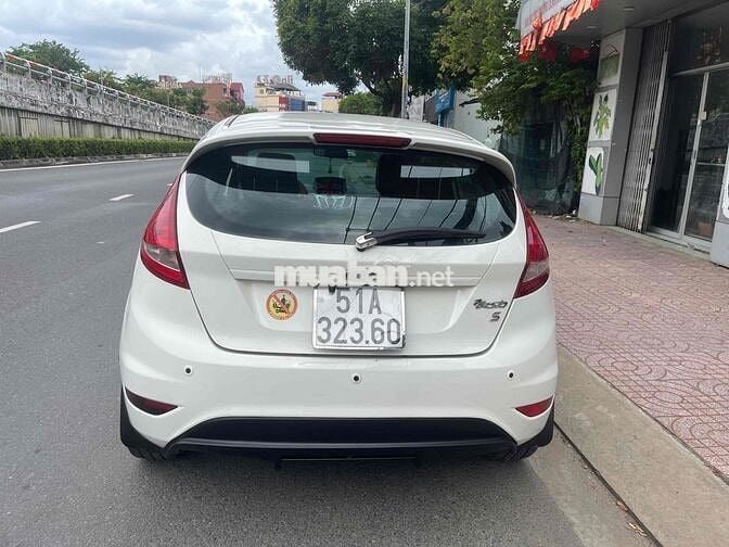 Ford Fiesta 2012 1.6 AT Hatchback - 91000 km
