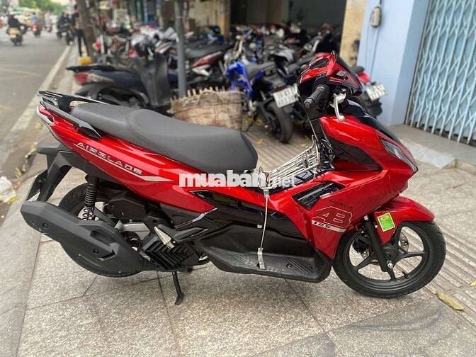 Honda air blade 125 4val mới 99% Bstp chính chủ