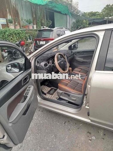 Ford Focus 2012 1.8 AT - 120000 km