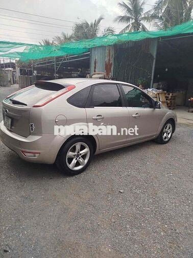 Ford Focus 2012 1.8 AT - 120000 km