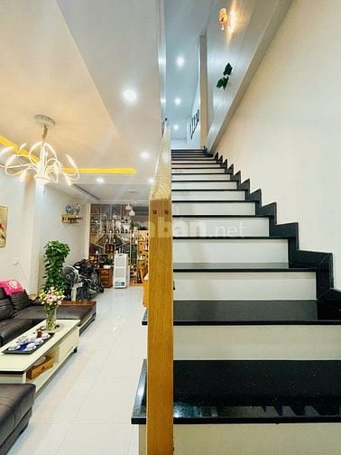 Bán nhà 1tr 1 lầu Khu Đất Nền Thạnh Xuân 25. Quận 12. (VIP)
