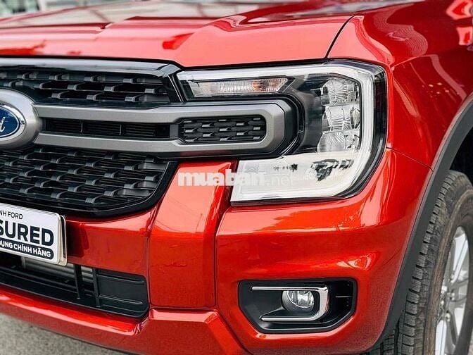 Ford Ranger 2025 XLS 2.0L 4x2 AT lướt 5.000km