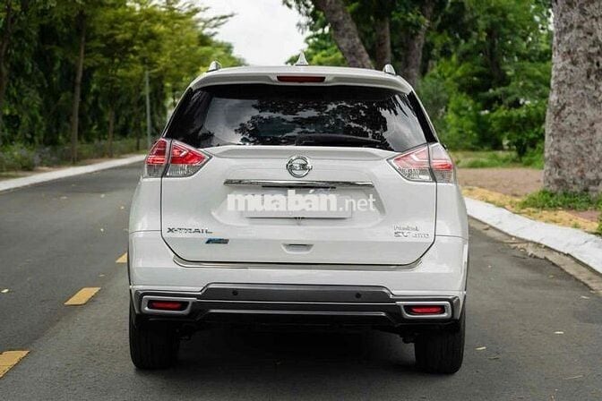 7 chỗ SUV Nissan X trail 2018 2.5 SV 4WD Premium