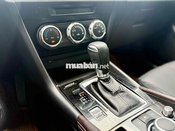 MAZDA 3 1.5Luxury 2019 Sedan Xe Đẹp Bao Test Hãng